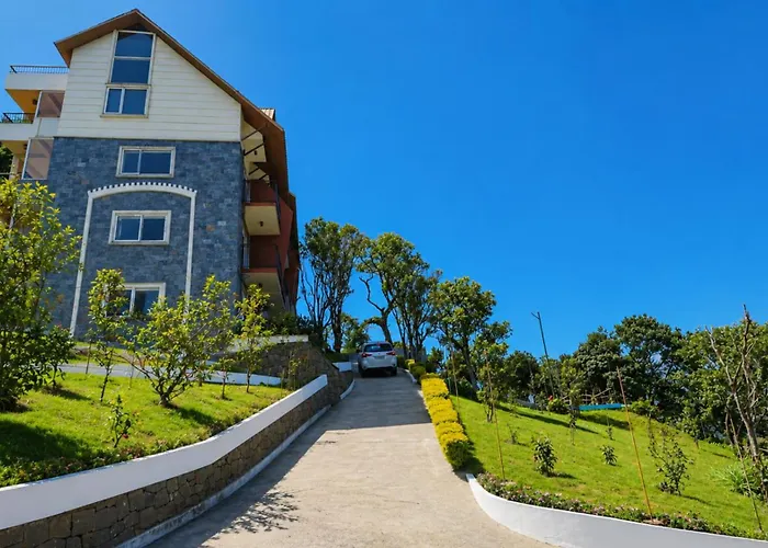 Shola Crown Resort - Munnar