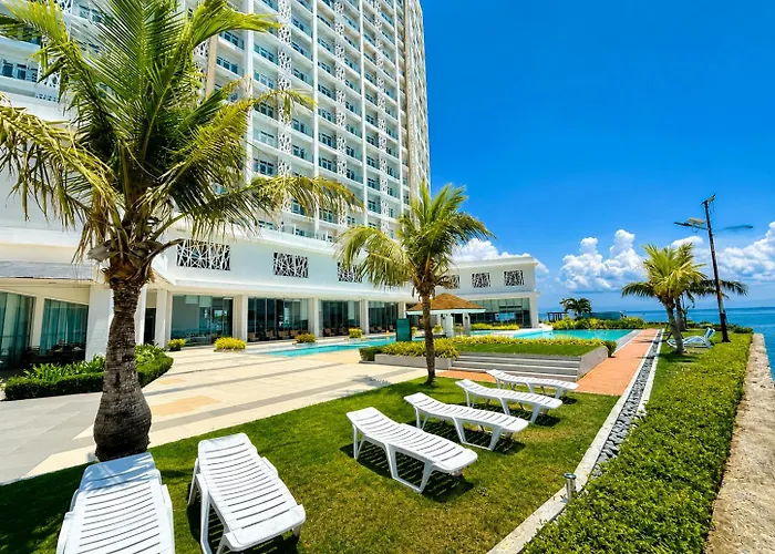 Arterra Hotel And Resort