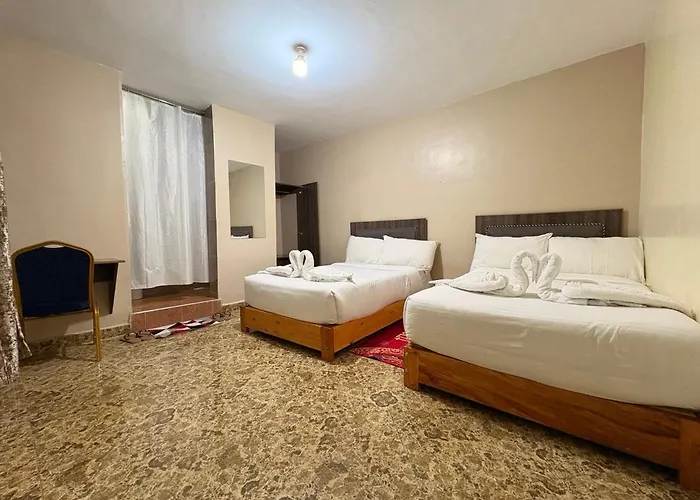 Clavina Hotel