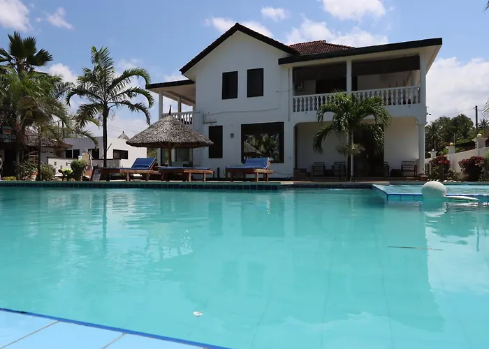 Villa Dahl Beach Resort