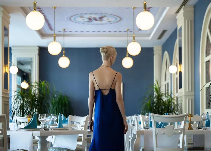 Oz Hotels Side Premium