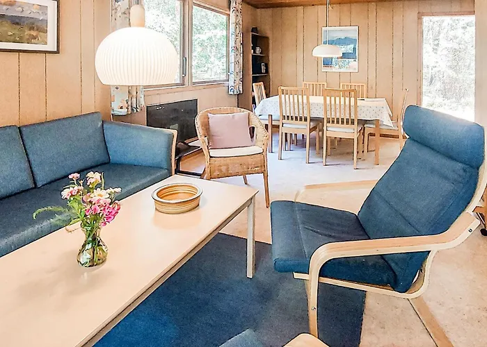 3 Bedroom Amazing Home In Nexo