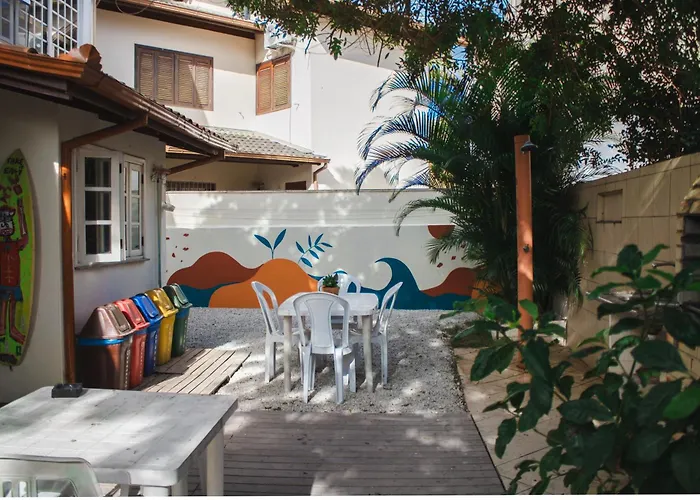 Take It Easy Hostel