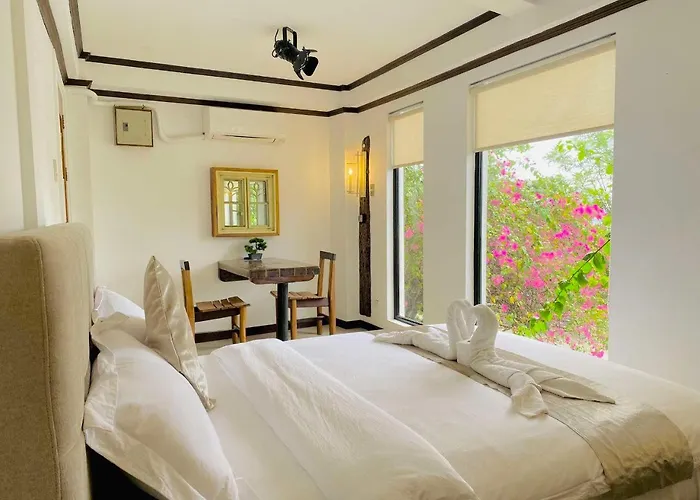 Castle View Hotel Resort