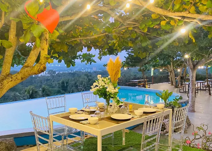 Castle View Hotel Resort