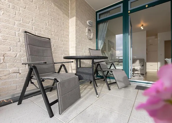 Inselblume 17 - Gemütliche Ferienwohnung mit Meerblick in der Strandburg