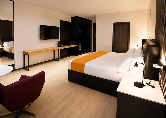 Wyndham Garden Belize City Grand Resort