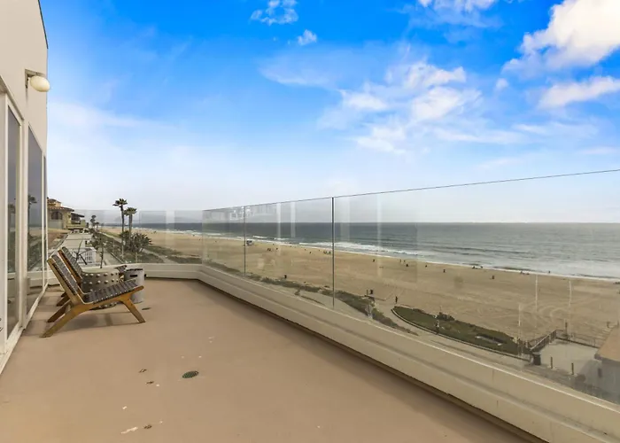 Ocean Front - 4 Bedroom Manhattan Beach Penthouse