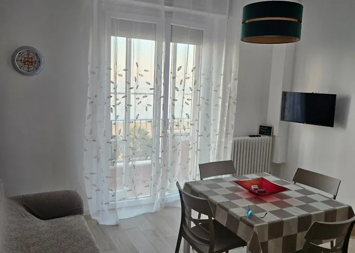 appartamento palombina vista mare