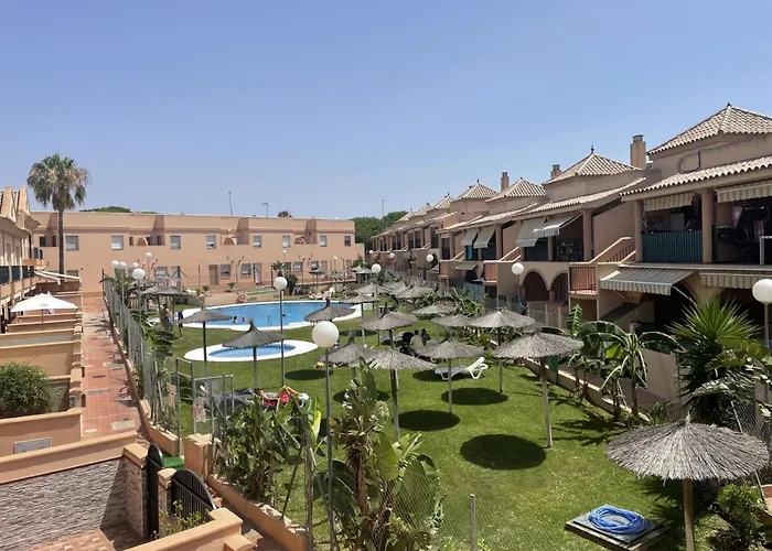 Adosado familiar con piscina