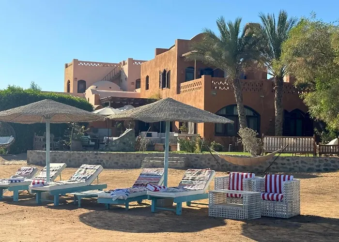 El Gouna Nubian Lagoonfront Villa - 4Br, 9 Guests