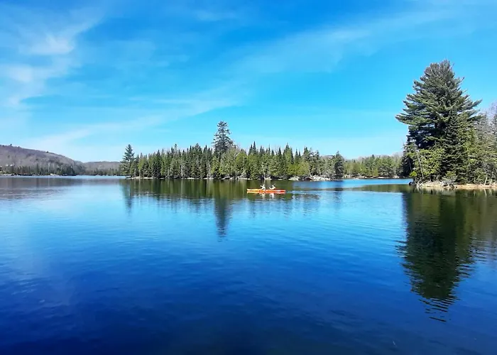 Lakefront Cottage 30 Minutes From Ottawa Downtown