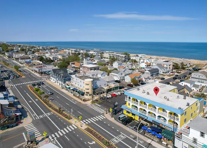 Coastal 1 Bed Sleeps 4 With Private Balcony