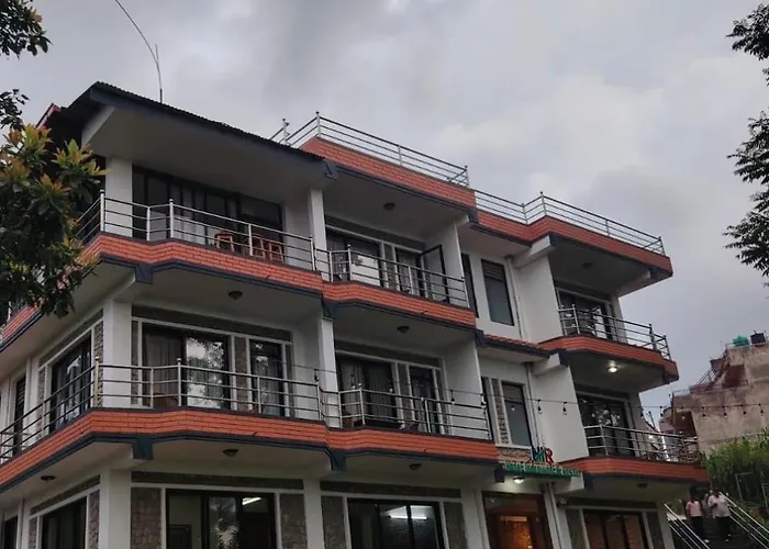 Hotel Indrawoti And Resort