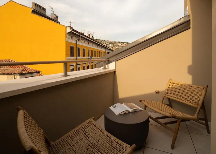 Armerun Heritage Hotel Rijeka