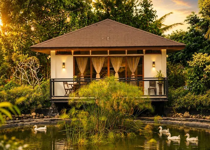 Casa Grande Flora Villas And Resort