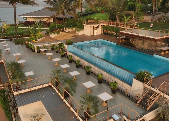 Jalashay Resort