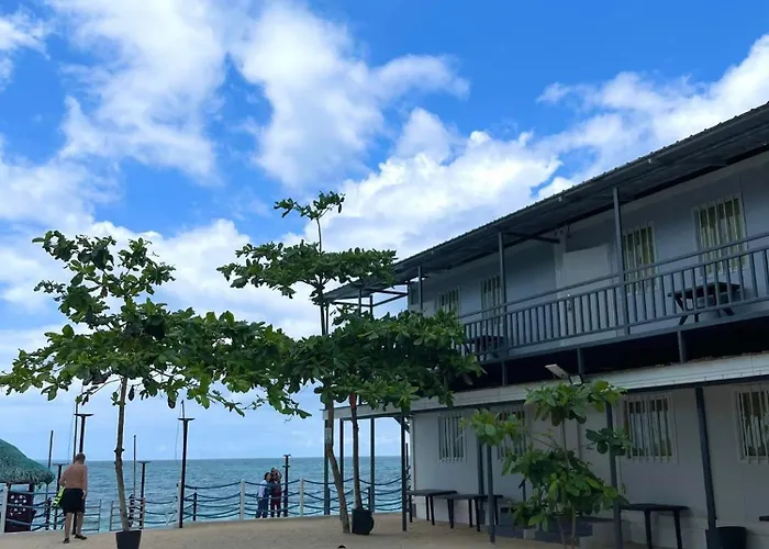 Uyzan Beach Camp By Hiverooms