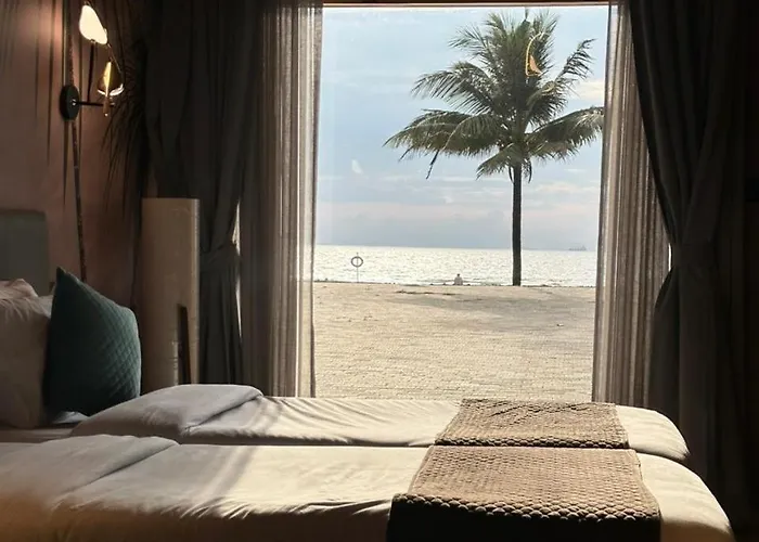 Le Sparrow Beach- Rooms