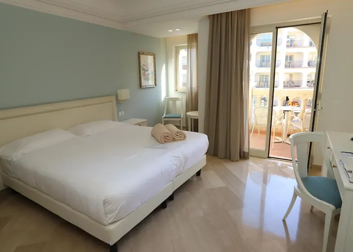 Hellenia Yachting Hotel & Spa