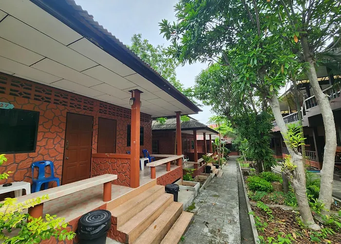 Coral Resort & Bungalows