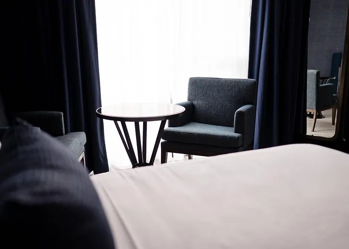 Cambria Hotel Boston Somerville