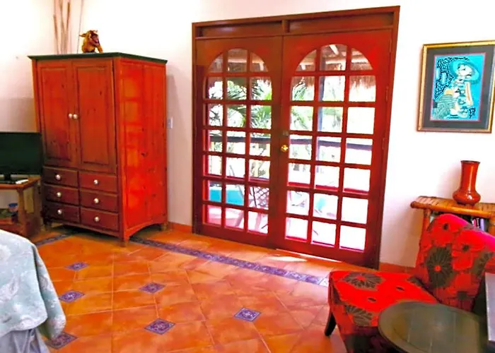 Casa Gatos Suites