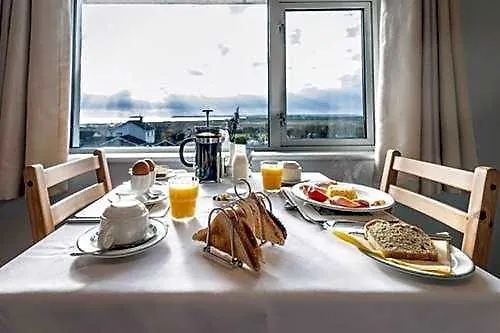 Summerfield Lodge B&B
