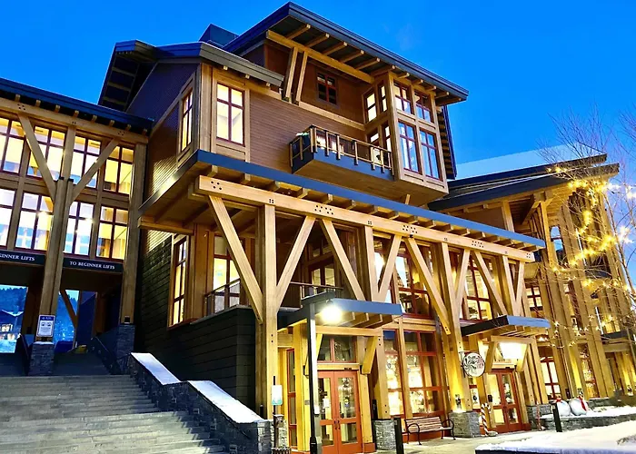 1326 Studio Lodge At Spruce Peak At Stowe Mt Resort Sleeps 4