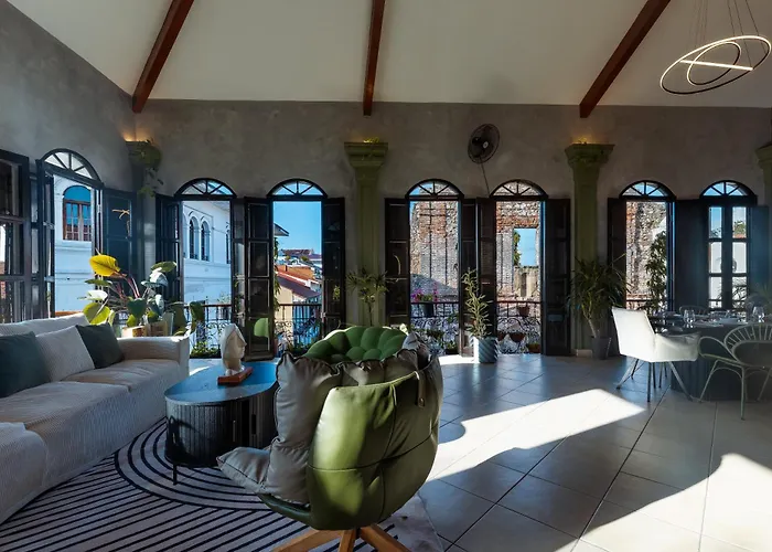 The Arco Chato Penthouse By Acomodo Casco Viejo