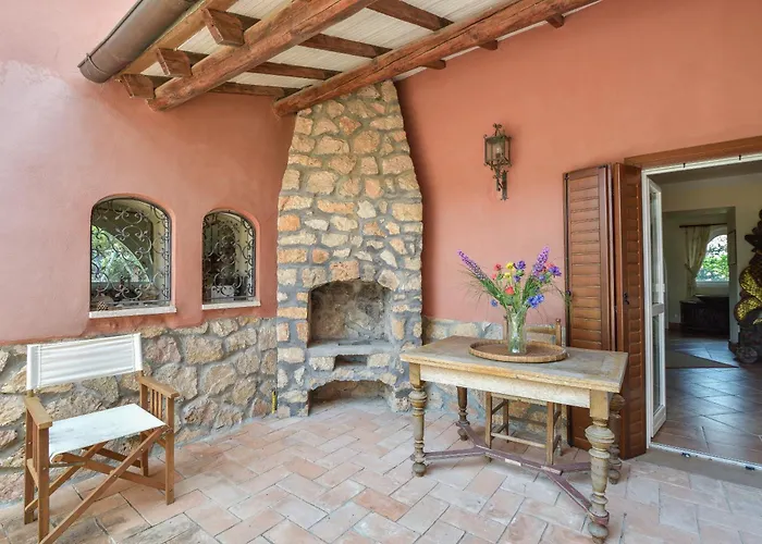 Giannella - Villa On The Beach - By Linkhouses