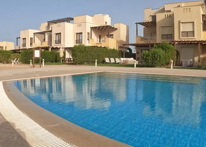 El Gouna Cyan 4-Bedroom Townhouse Villa, Sleeps 6-10 Persons