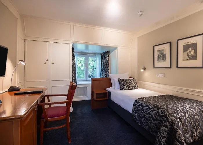 Apollofirst Boutique Hotel