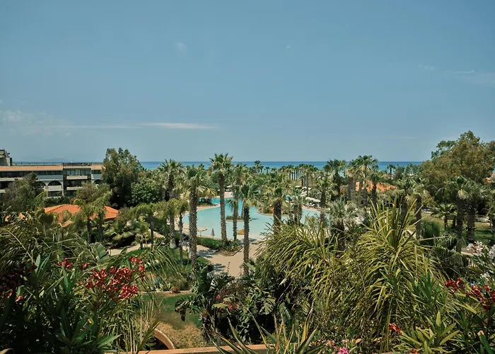 Acacia Resort