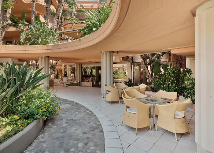 Acacia Resort