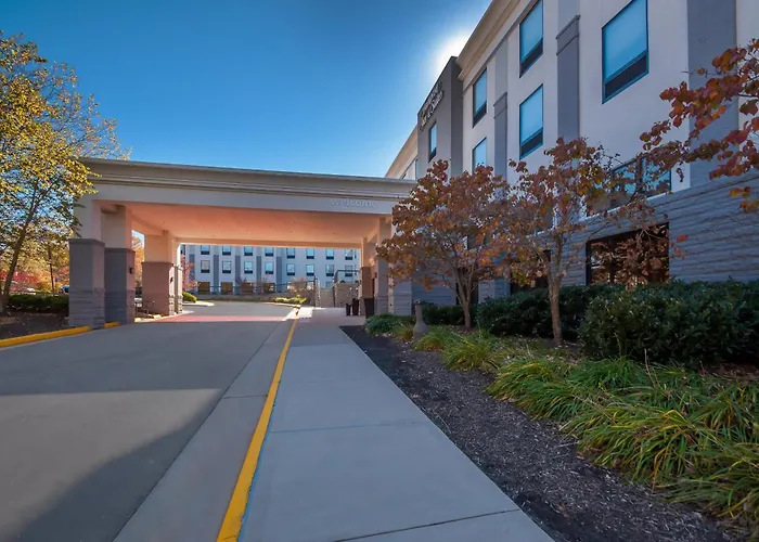 Hampton Inn & Suites Fort Belvoir Alexandria South