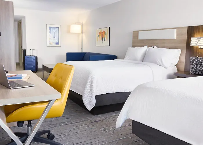 Holiday Inn Express Dixon By Ihg