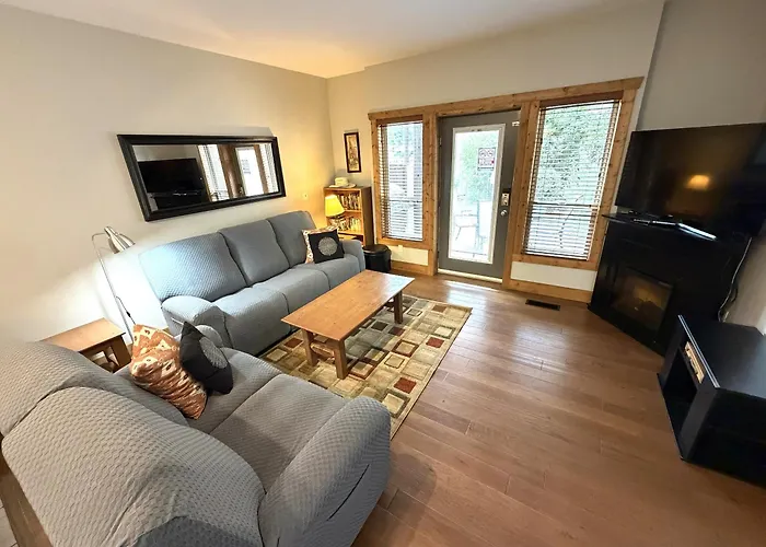 Luxury Condo 2Bed, 1Bath, Pool, Hot Tub, Beach, Golf