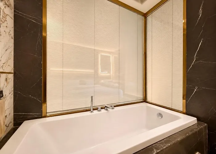 The Prime Delhi - A Luxe Collection Hotel, New Delhi City Centre