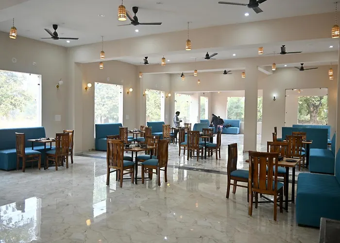 Bandhavgarh Tiger Resort
