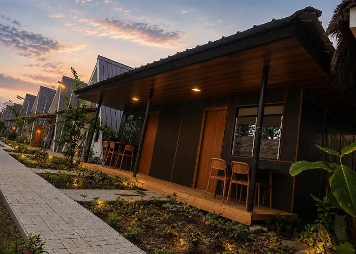 Sunset Villas Zambales Managed By Alperi