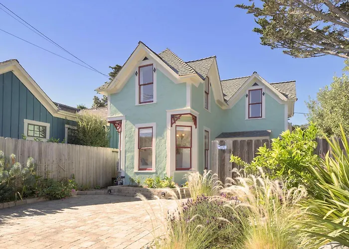 3943 Rad Beach House