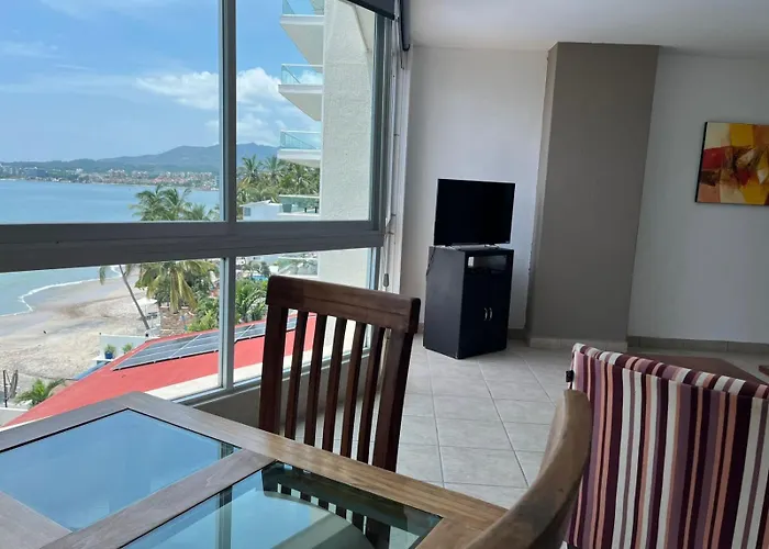 Banderas Suites