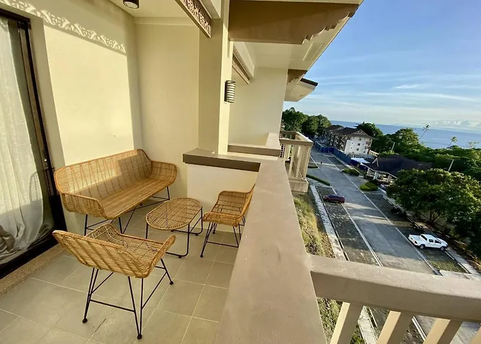 Kembali Veranda Resort Condo By Quatro Maria