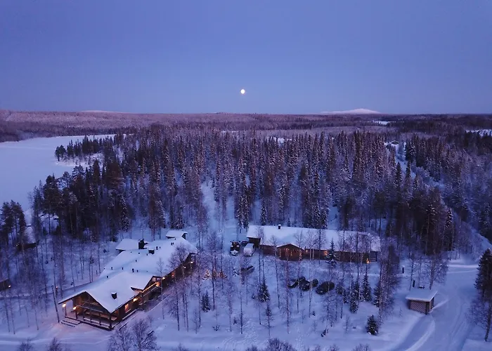 Isokenkaeisten Klubi - Wilderness Lodge
