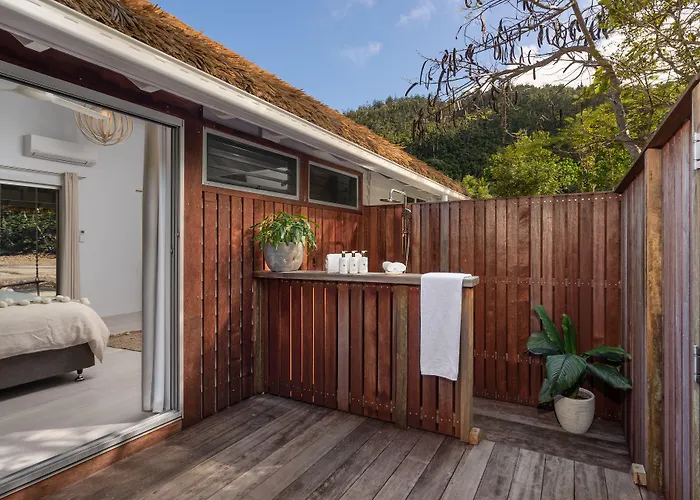 Elysian Luxury Eco Island Retreat (Adults Only)