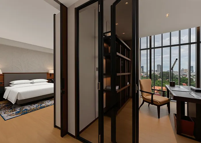Hyatt Regency Phnom Penh