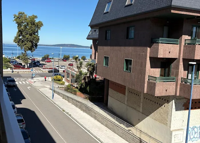 Primera Linea de Playa Samil Costa con Garaje Incluido