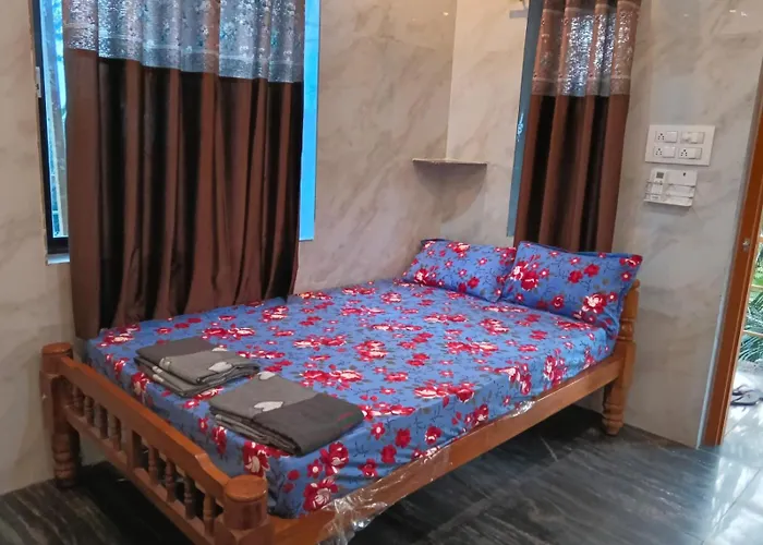 Prakruti Home Stay In Beach Side Ac Room
