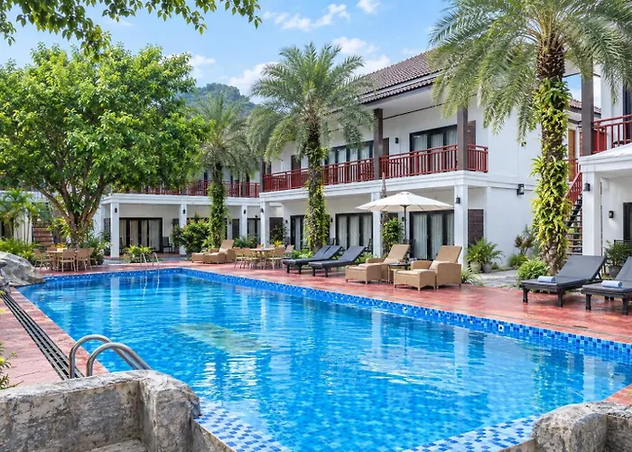 Vang Vieng Savanh Sunset View Resort